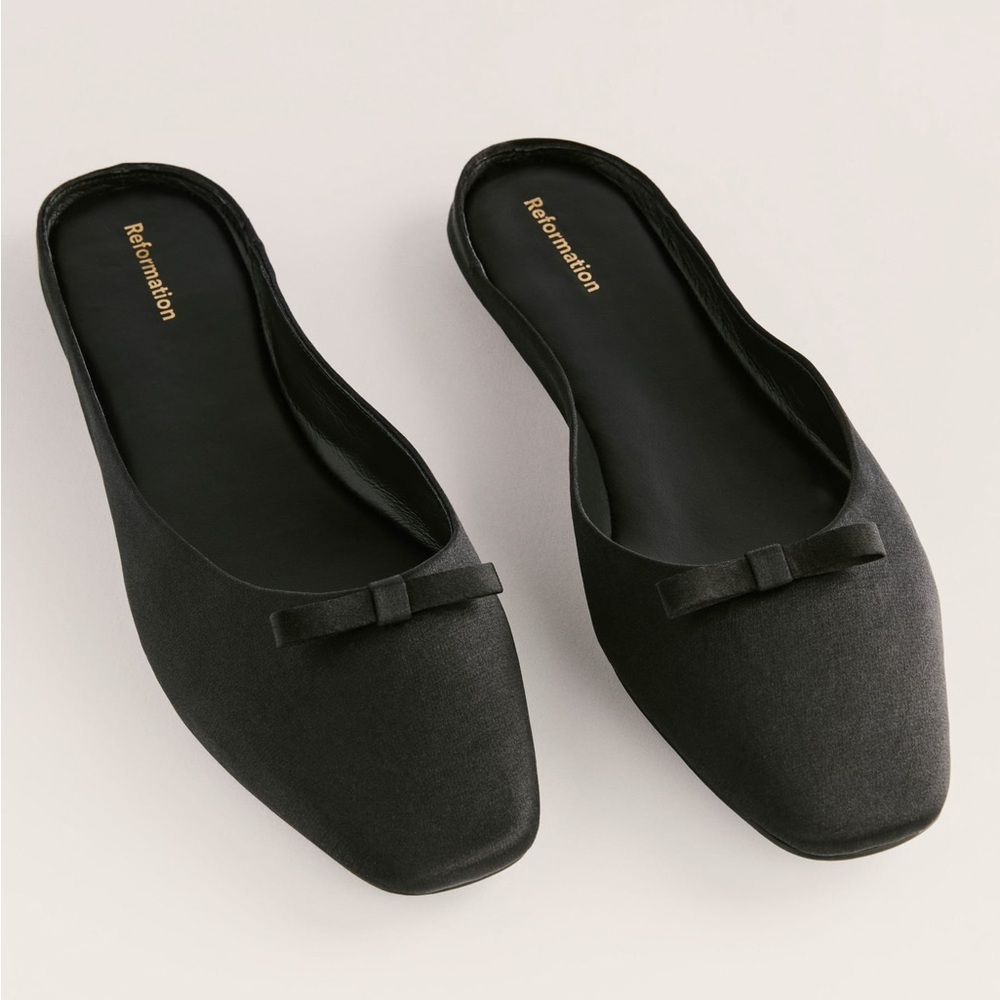 Reformation Women's Black Slip-On Shoes